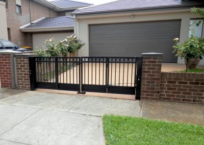 Lalor Bi-Fold Trackless Swing Gates
