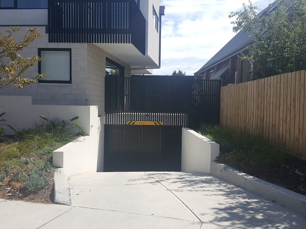 Melbourne Motorised Gates Commercial Doors - Bi Fold