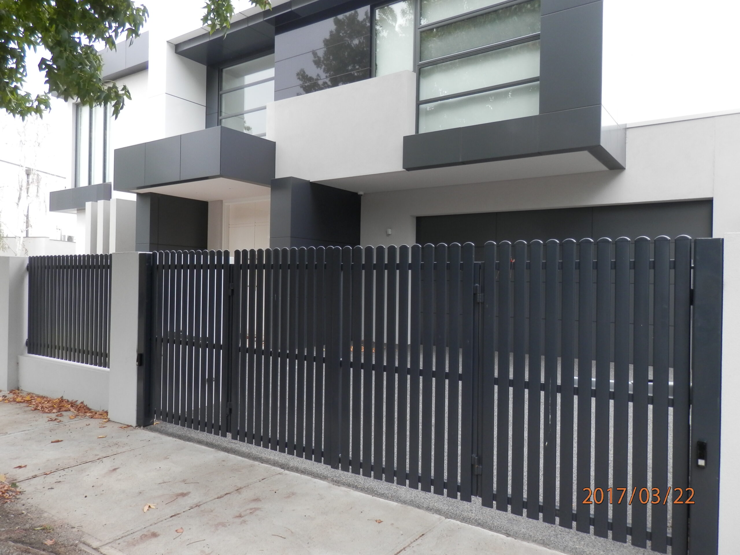 The Motorised Gate Company Melbourne Motorised Gate Company- Bi-fold gates