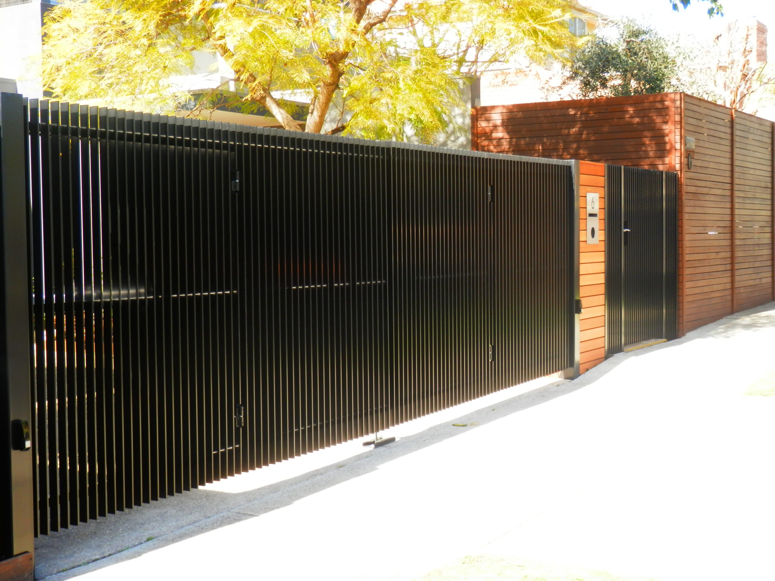 The Motorised Gate Company Hawthorn East Trackless Bi-Fold Swing Gates