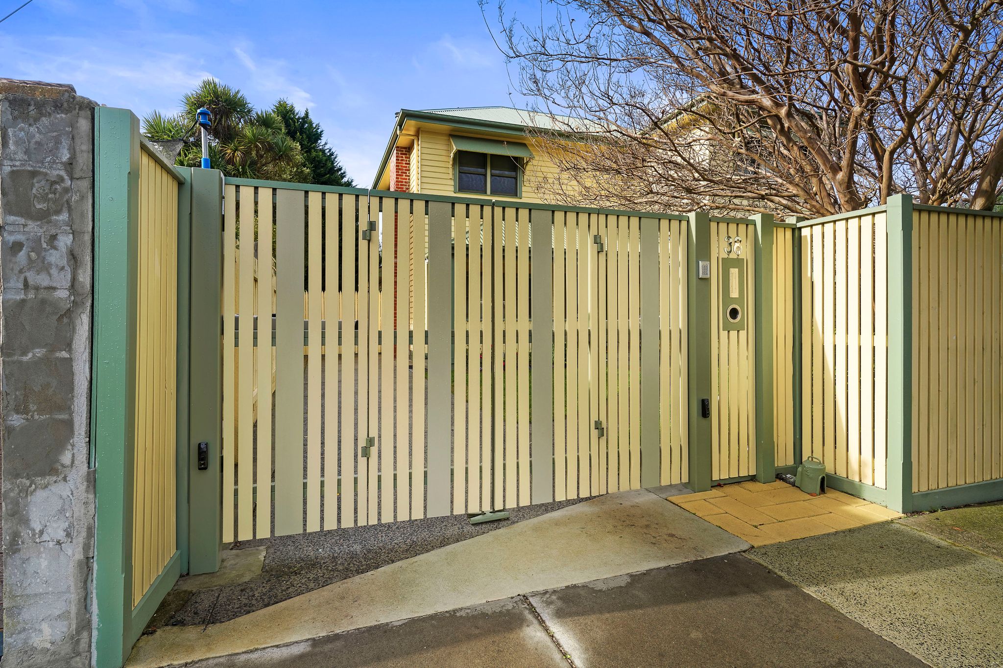 The Motorised Gate Company Hawthorn East Trackless Bi-Fold Swing Gates