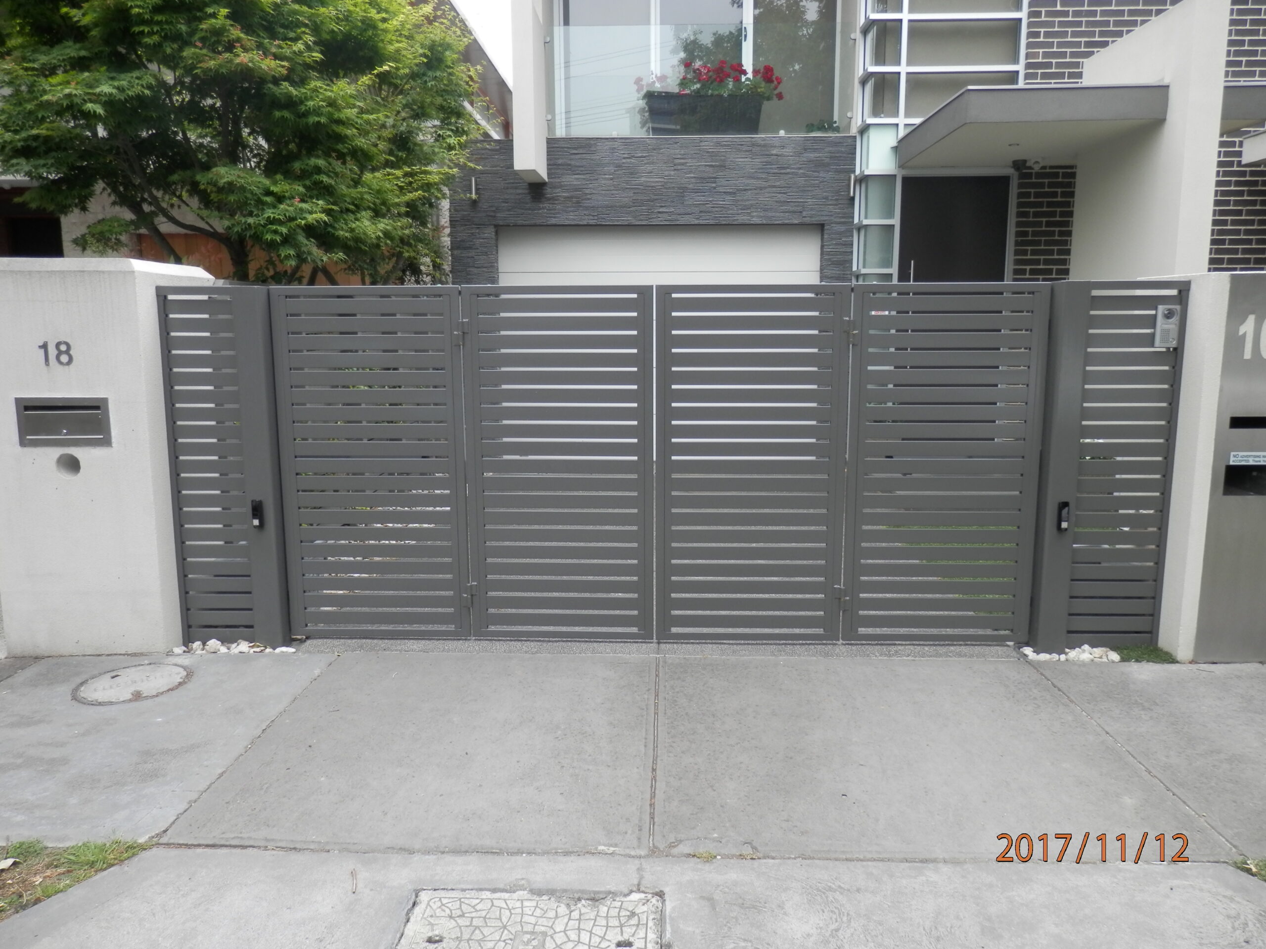The Motorised Gate Company Hawthorn East Trackless Bi-Fold Swing Gates