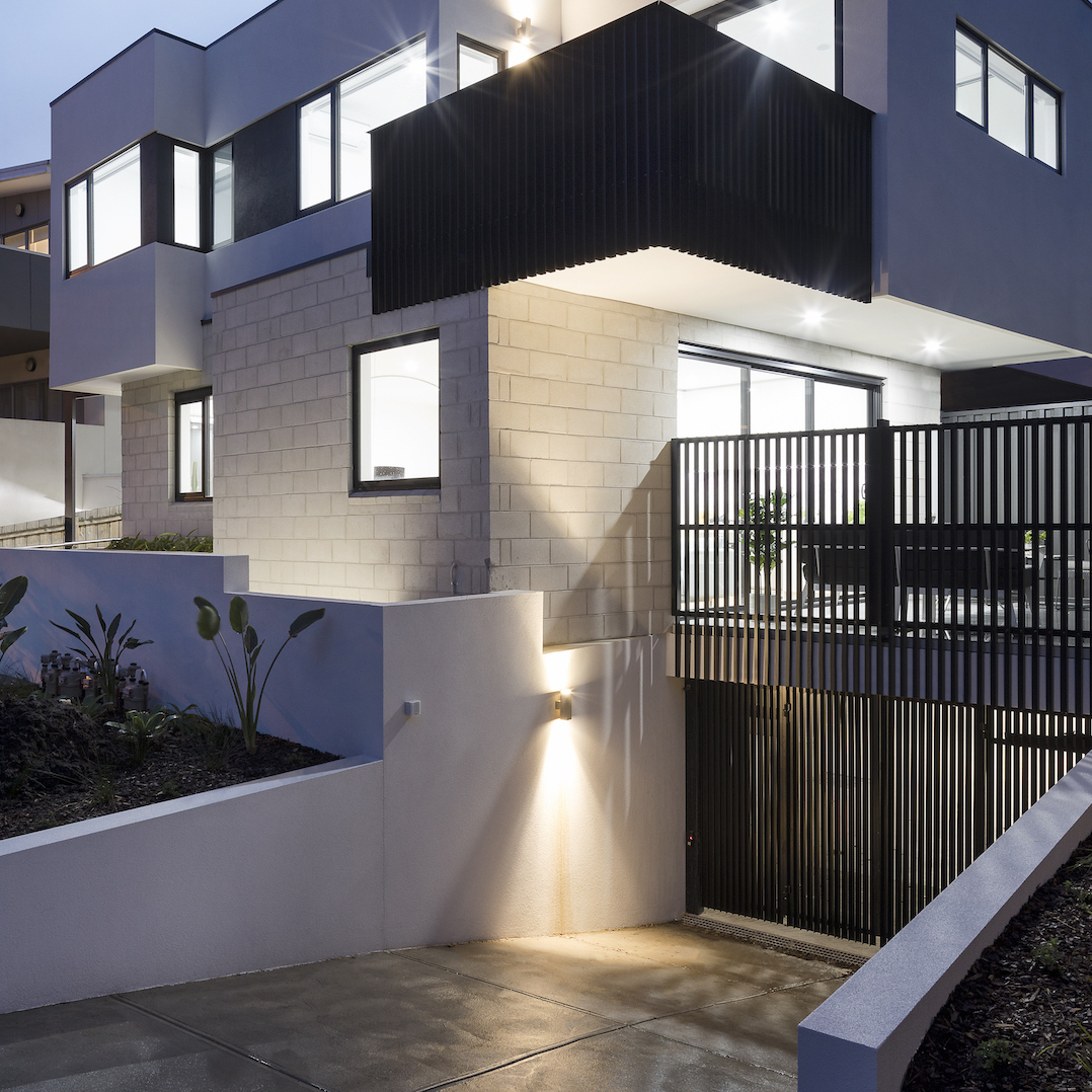 Hughesdale.. The Motorised Gate Company