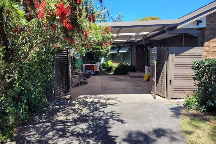 melbourne bi-fold gates melbourne bi-fold gates