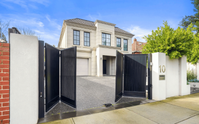 Black Bi-Fold Gate Inspiration – Ebony Styled Security